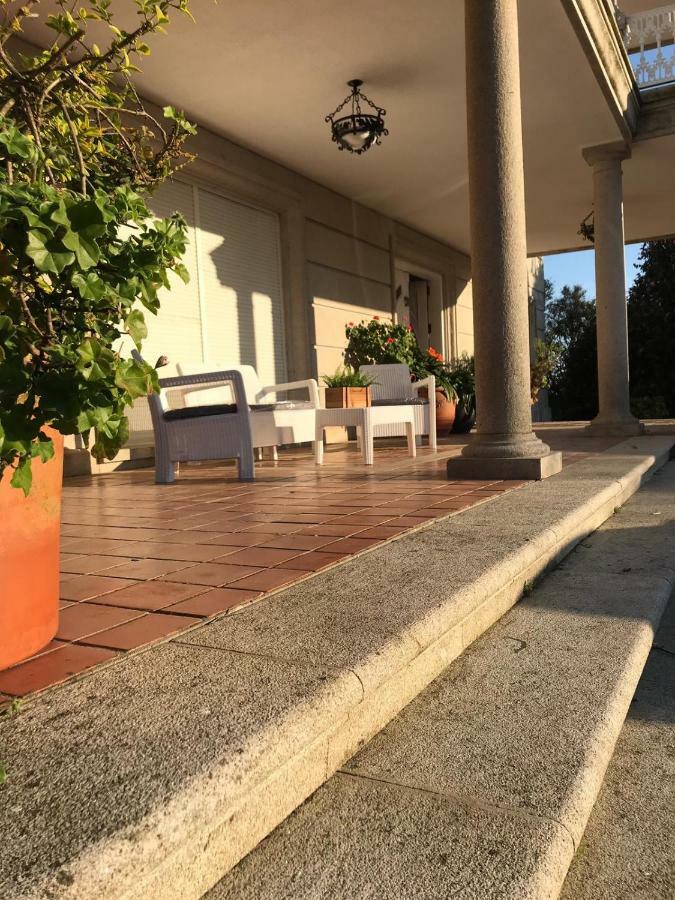 Villa Las Camelias Villanueva De Arosa Buitenkant foto