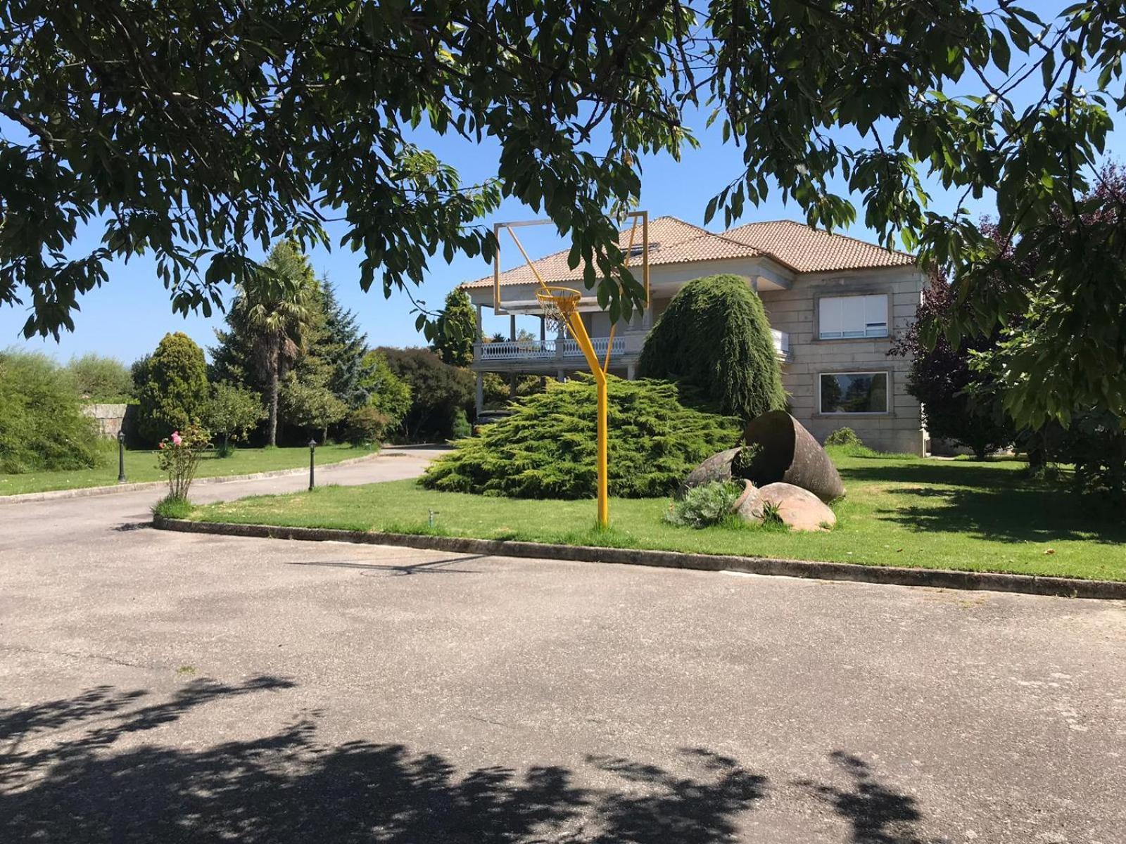 Villa Las Camelias Villanueva De Arosa Buitenkant foto